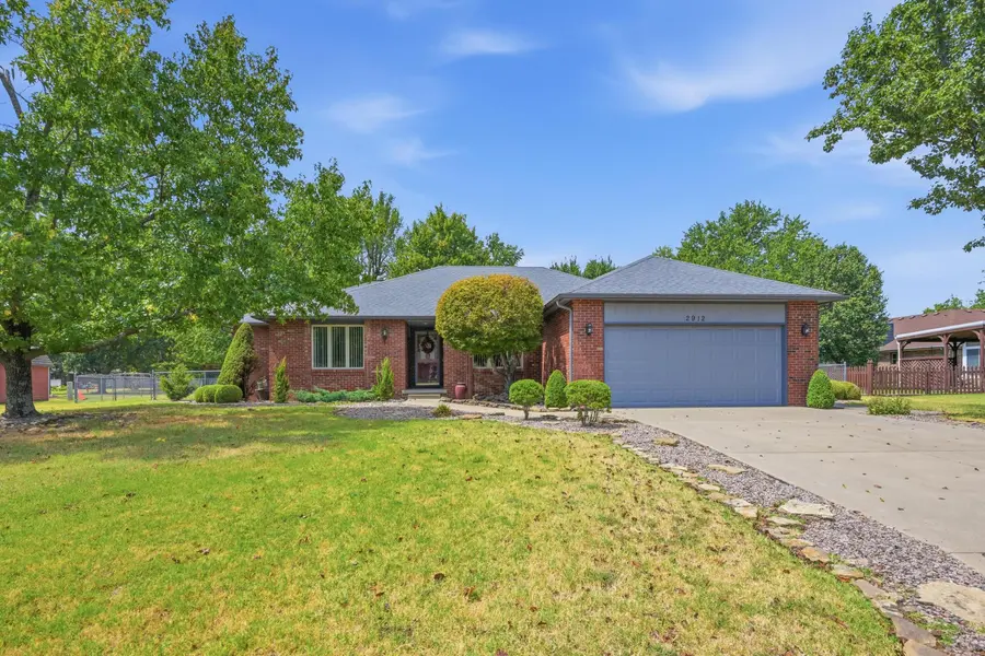 2912 N Ozark AVE, Joplin, MO 64801