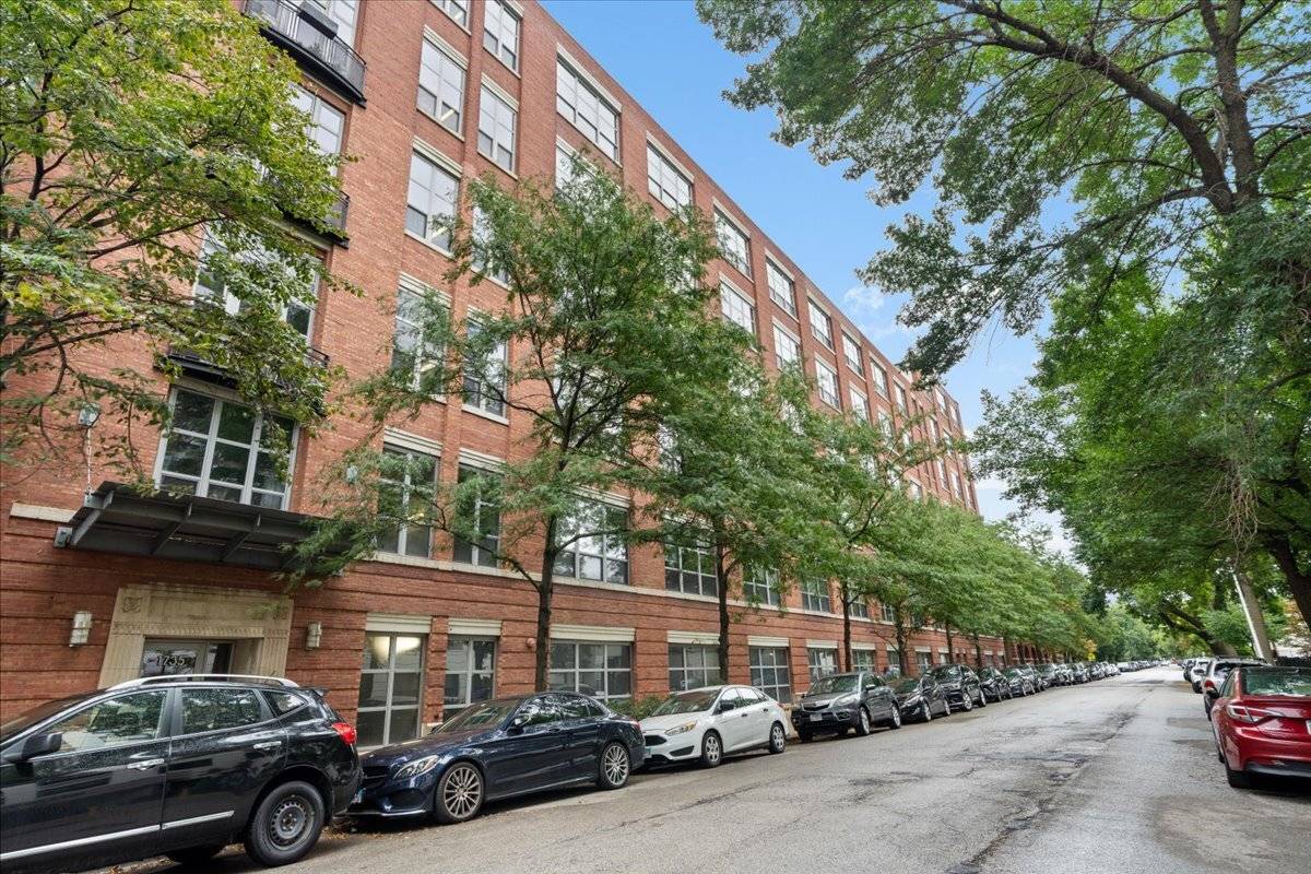 1735 N PAULINA ST #401, Chicago, IL 60622