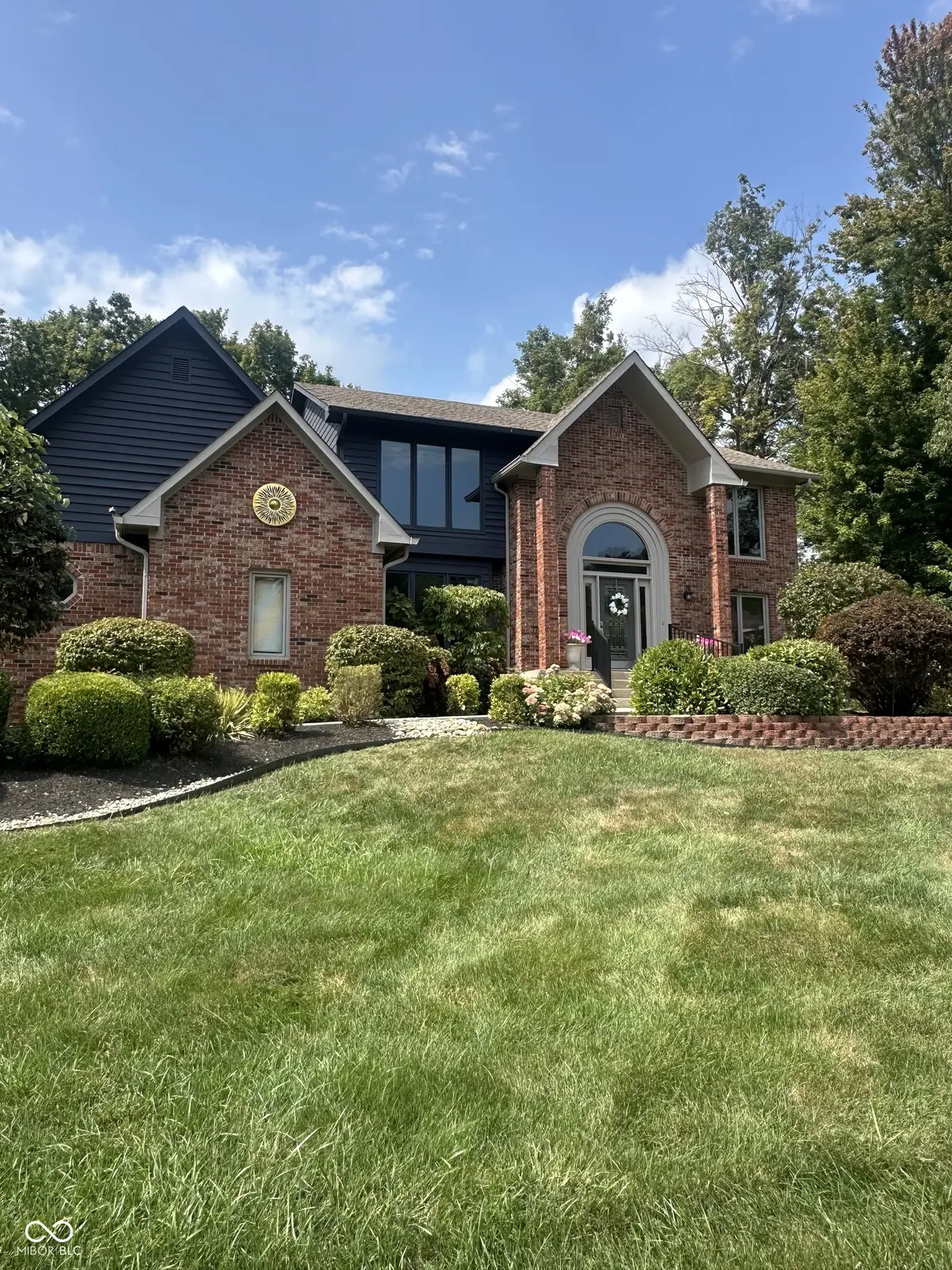 8510 Bluefin CIR, Indianapolis, IN 46236