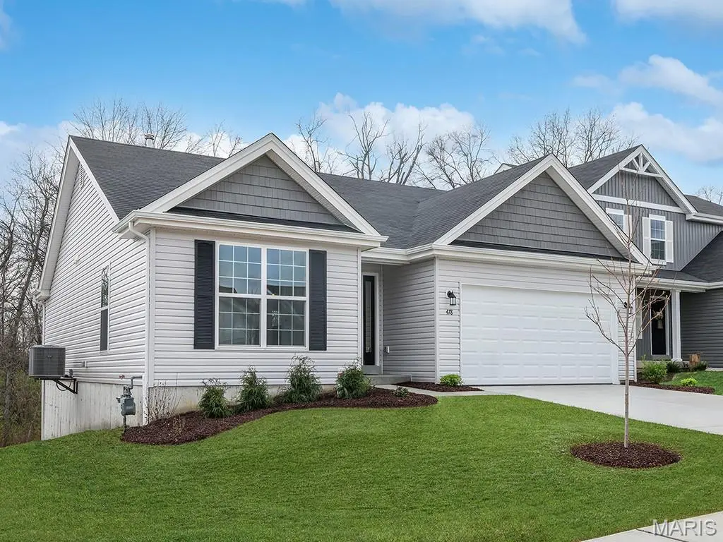 3 Snowdrop CT, Wentzville, MO 63385