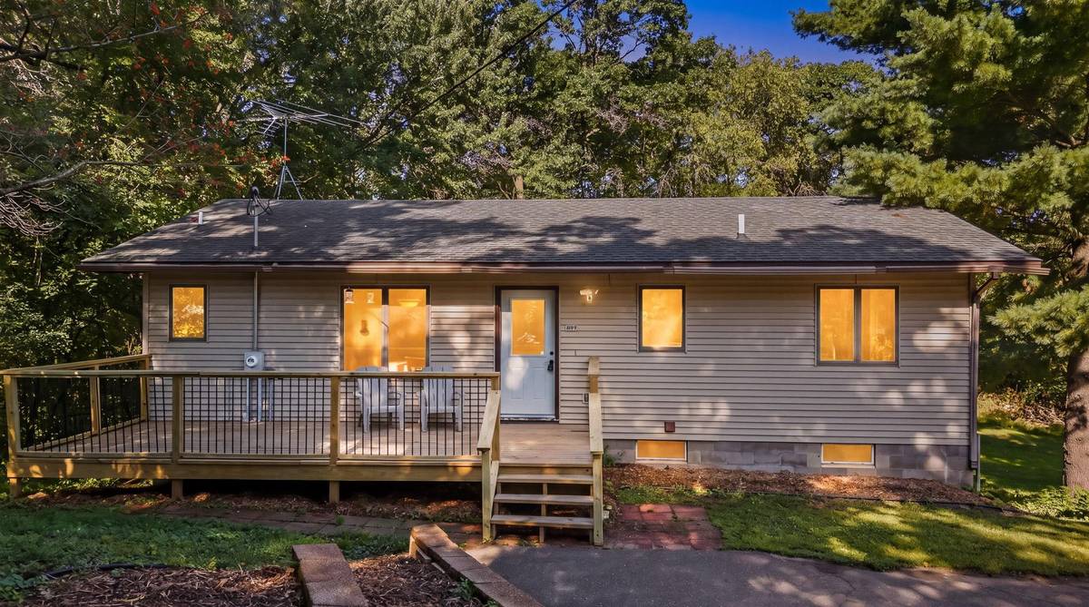 699 1st ST E, Amery, WI 54001