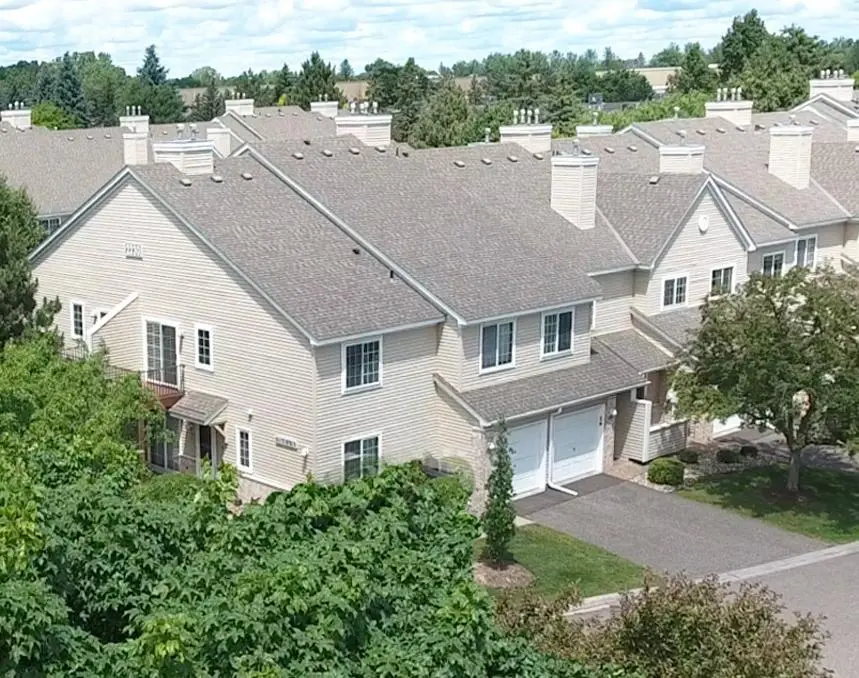 2240 Ranchview LN N #80, Plymouth, MN 55447