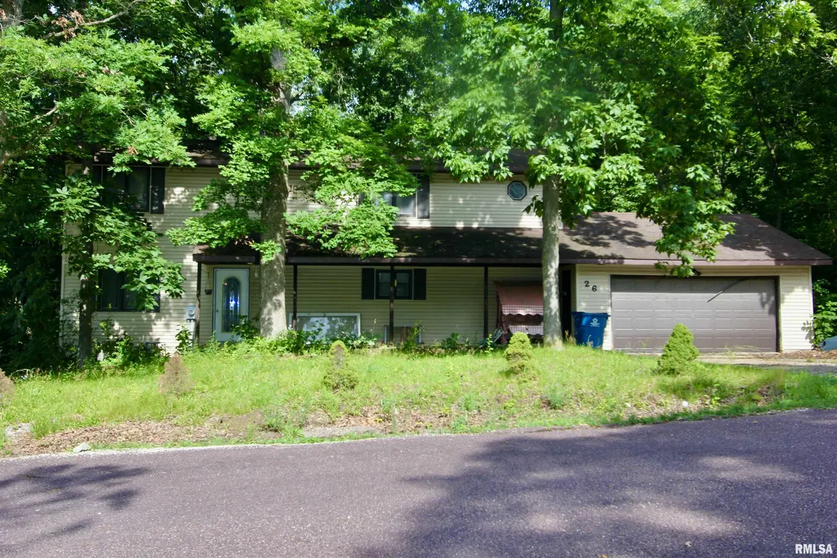 26 ESSEX AVE, Mackinaw, IL 61755