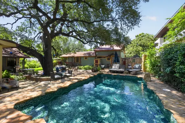 221 Park LN, Austin, TX 78704