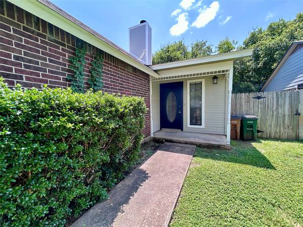 9212 Kempler DR #A, Austin, TX 78748