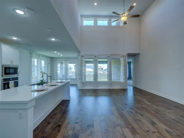 153 Milam Creek DR, Kyle, TX 78640
