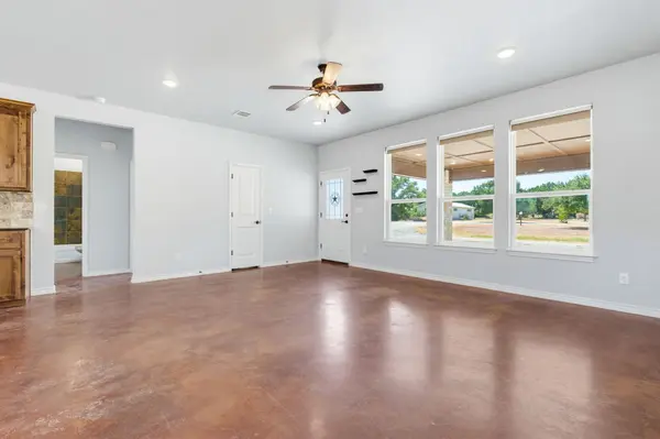 534 County Road 3081, Lampasas, TX 76550