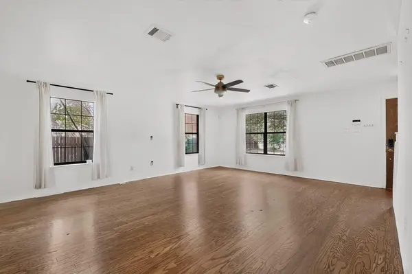 11517 Chatam Berry LN, Austin, TX 78748