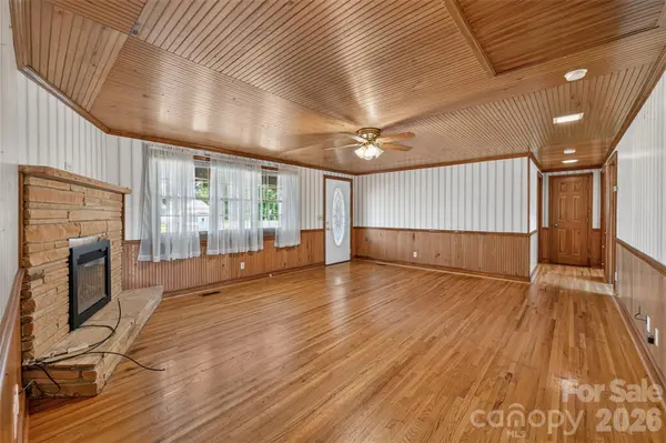 2639 Mount Olive Church RD, Newton, NC 28658