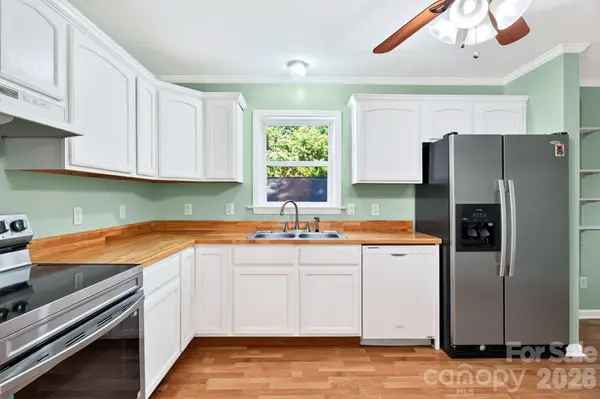 47 Wilmington ST, Asheville, NC 28806