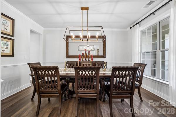 263 Forsythia LN, Tega Cay, SC 29708