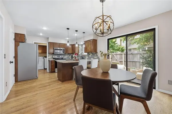 11624 W 113th ST, Overland Park, KS 66210