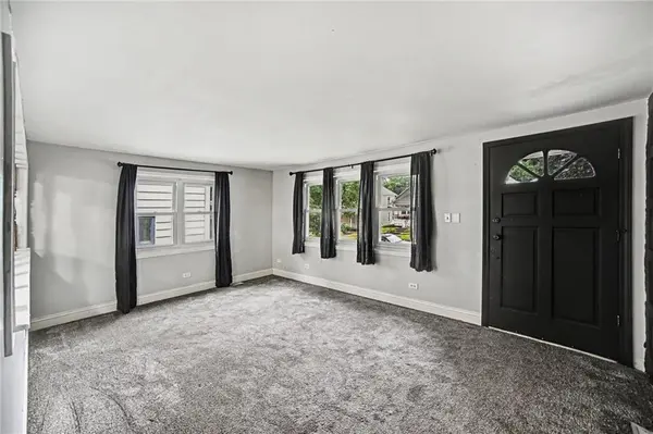 2609 Faraon ST, St Joseph, MO 64501