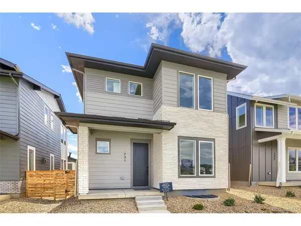 751 Carabiner, Erie, CO 80516