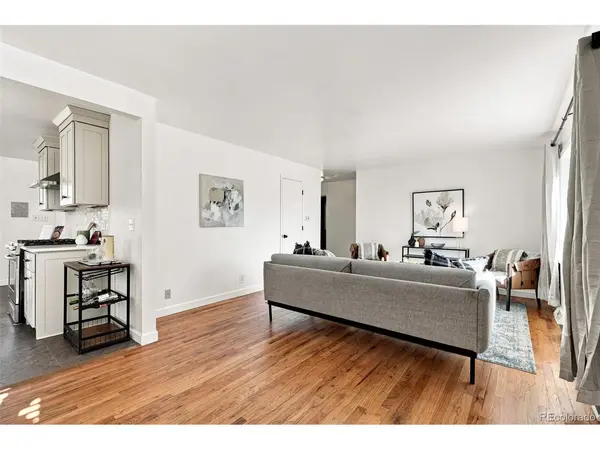 857 Iola, Aurora, CO 80010