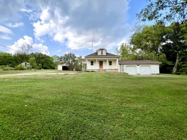 9062 W Sinclair RD, Birdseye, IN 47513