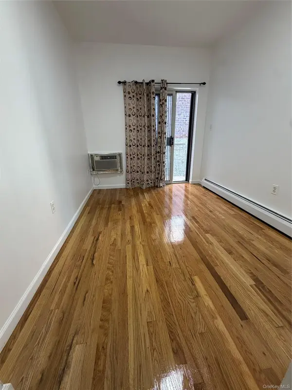 90-05 54th AVE, Elmhurst, NY 11373