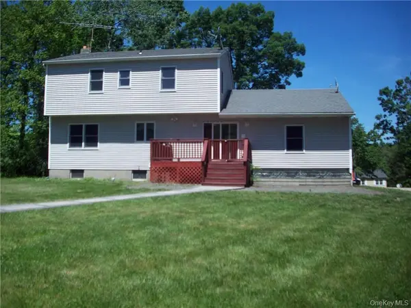 6 Regent DR #HOUSE, Hopewell Junction, NY 12533