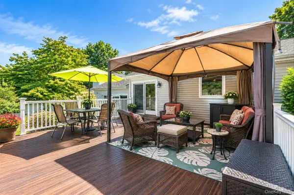 79 Fulton BLVD, Commack, NY 11725