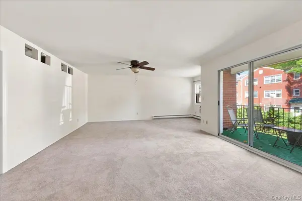 51 Fieldstone Dr #79, Hartsdale, NY 10530