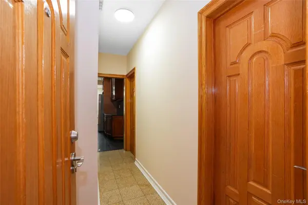 85-25 56th AVE, Elmhurst, NY 11373