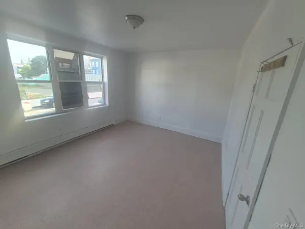10104 32nd AVE #1F, East Elmhurst, NY 11369