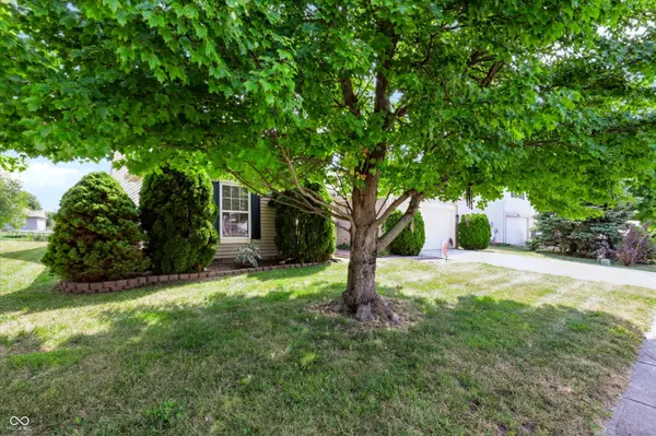 5629 Olive Branch WAY, Indianapolis, IN 46237
