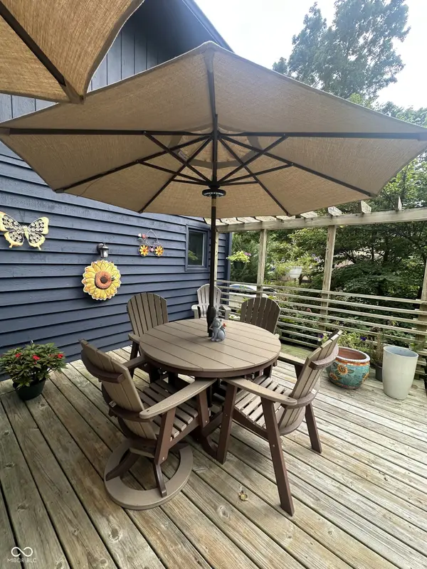 8510 Bluefin CIR, Indianapolis, IN 46236