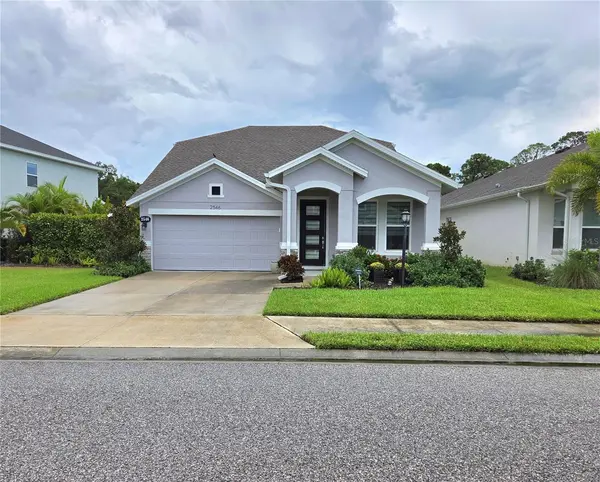 2546 FIREFLAG LN, Sarasota, FL 34232