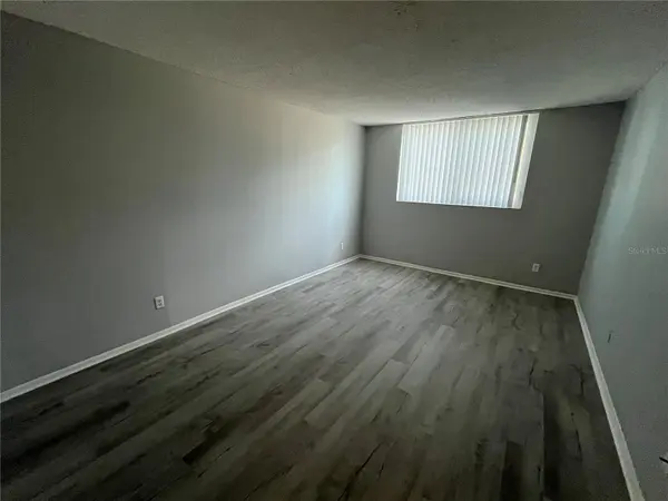 2700 COCONUT BAY LN #429 (2K), Sarasota, FL 34237