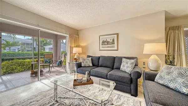 5655 SHEFFIELD GREENE CIR #61, Sarasota, FL 34235
