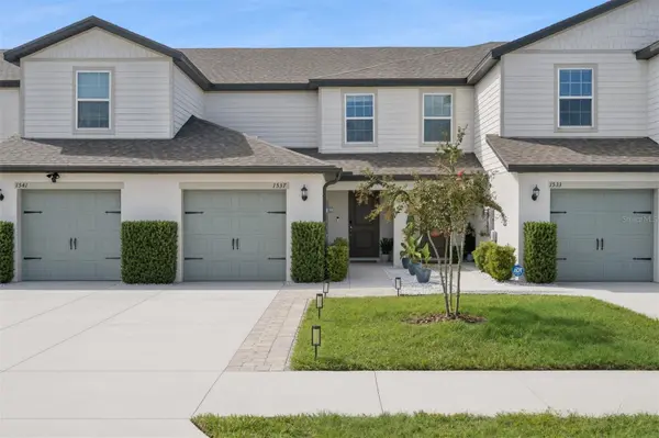 1537 WYNFORD CIR, Tavares, FL 32778