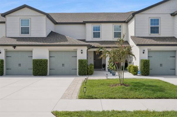 1537 WYNFORD CIR, Tavares, FL 32778
