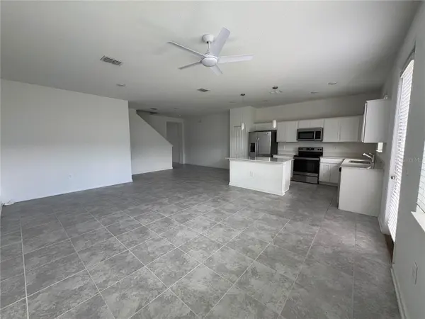 281 BOGEY DR, Davenport, FL 33896