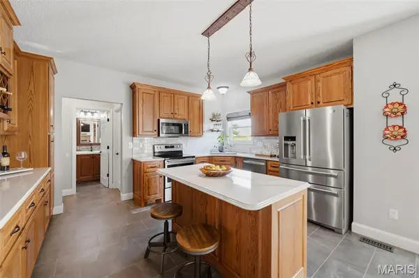 2 Emmons CT, O'fallon, MO 63368