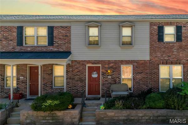 1219 Clarkson CT, Ellisville, MO 63011