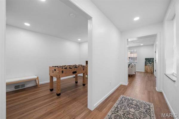 6424 Brockschmidt PL, St Louis, MO 63139