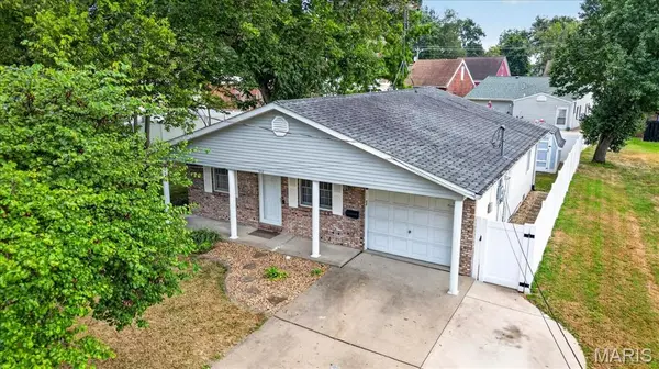 912 W Church ST, Mascoutah, IL 62258