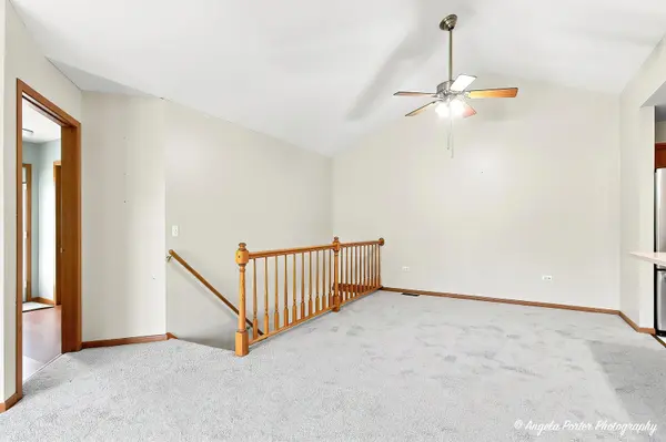 1744 Court ST #1744, Mchenry, IL 60050
