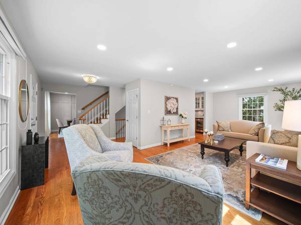 2820 Beckwith CT, Northbrook, IL 60062