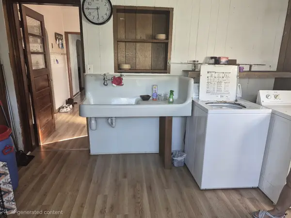 708 Bowen ST, Savanna, IL 61074