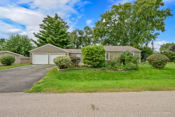 6301 Robert RD, Cary, IL 60013