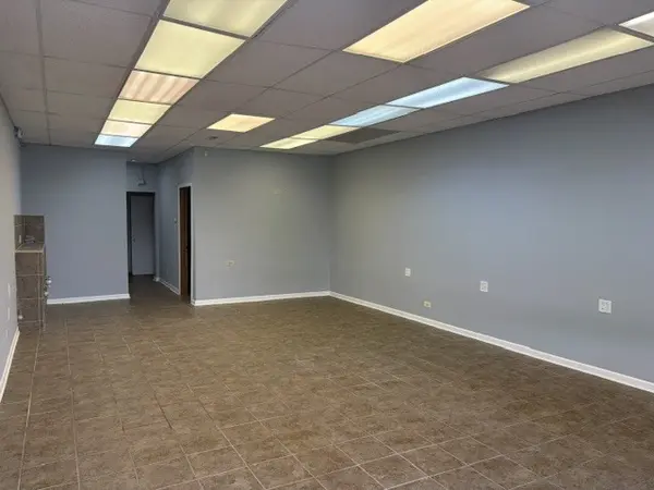345 E NORTH AVE, Villa Park, IL 60181