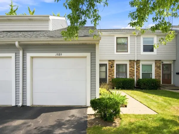 1989 Georgetown LN, Hoffman Estates, IL 60169