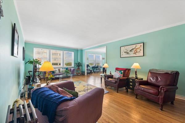5555 N Sheridan RD #515, Chicago, IL 60640