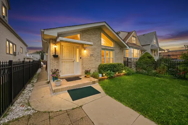 6237 S Tripp AVE, Chicago, IL 60629