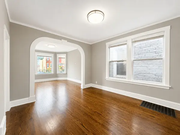 4637 W Mclean AVE, Chicago, IL 60639