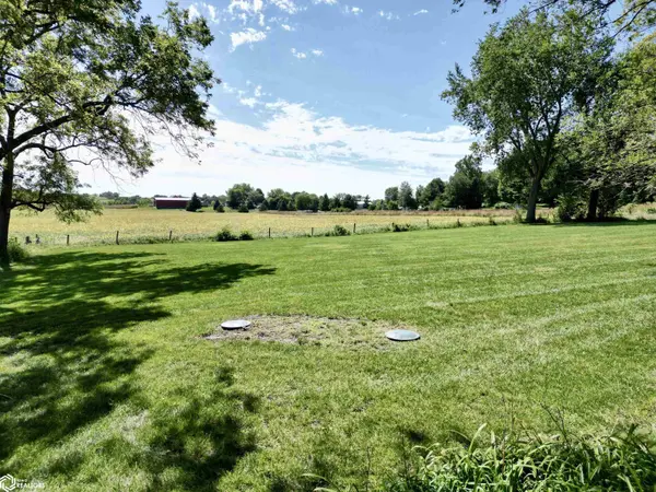 860 E Anthony ST, Carroll, IA 51401
