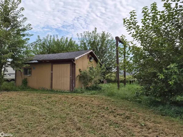 12821 Killdeer Avenue, Kellogg, IA 50135