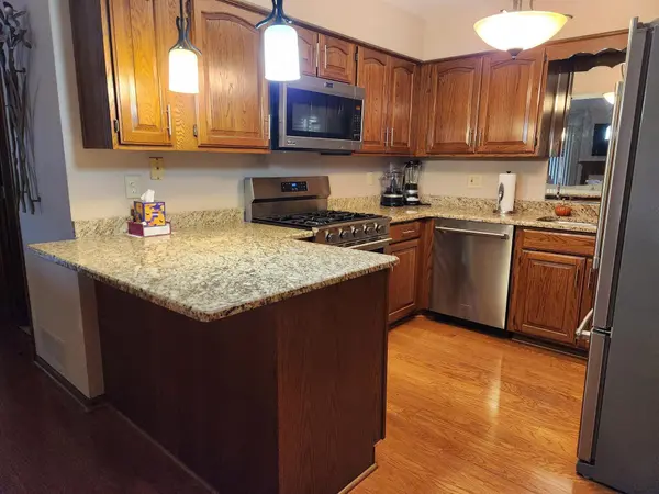 8220 Harrison AVE #203, Munster, IN 46321